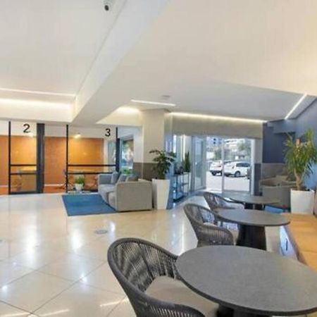 Luxury, Location, & Convenience. Apartment Johannesburg Exterior photo