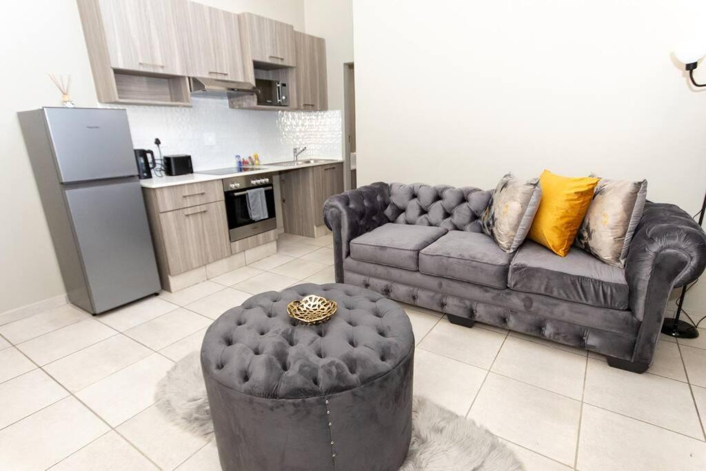 Luxury, Location, & Convenience. Apartment Johannesburg Exterior photo