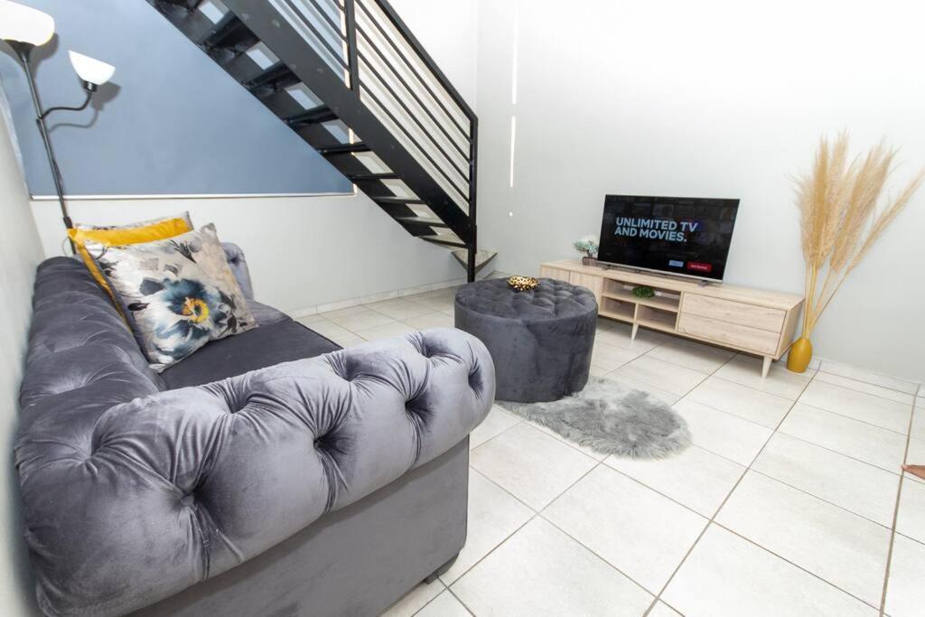 Luxury, Location, & Convenience. Apartment Johannesburg Exterior photo